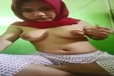 Dokumentasi Ukhti Hijab Red Cantik Live Kasur